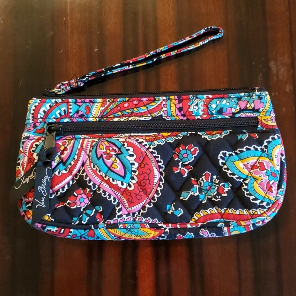 Vera Bradley Parisian Paisley wristlet